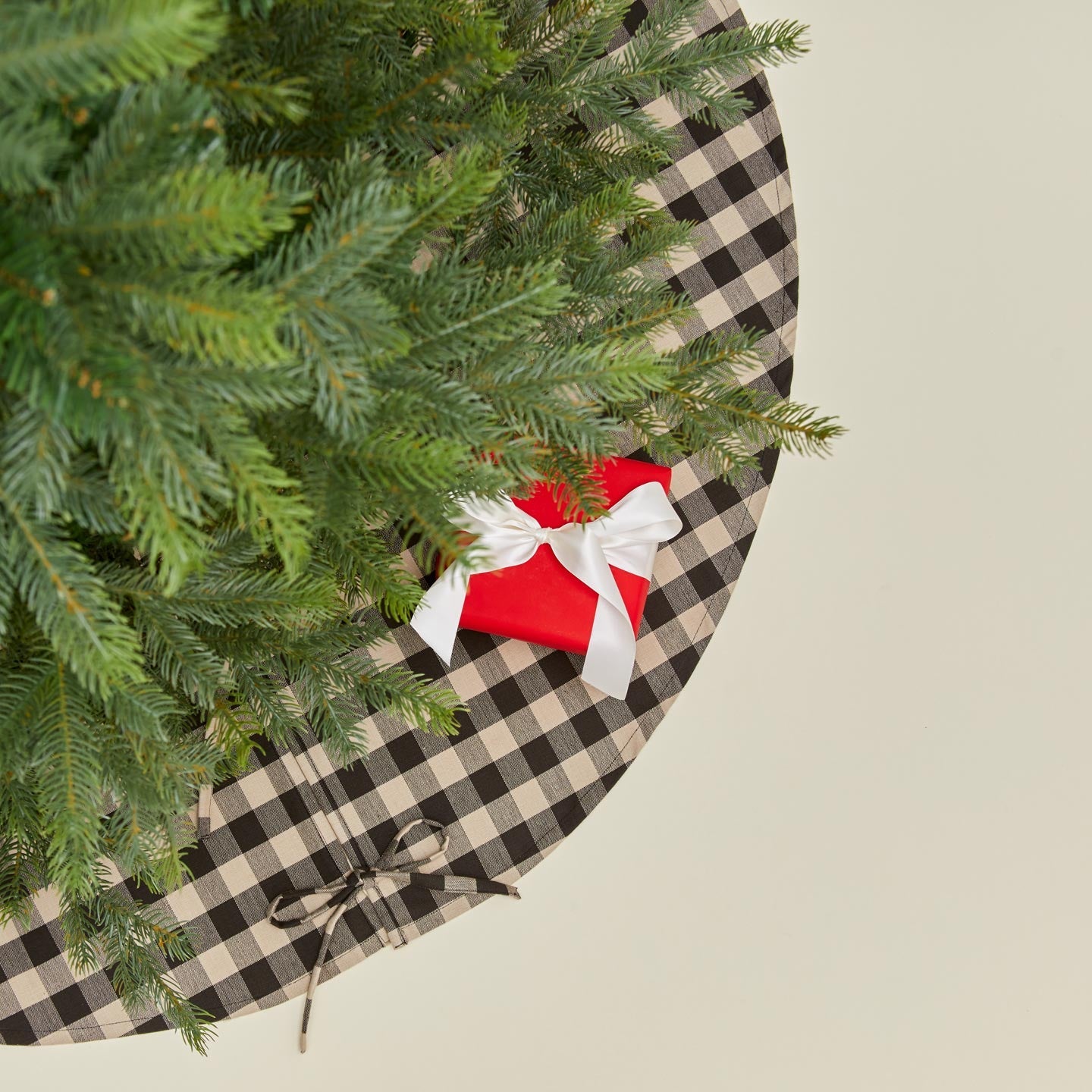 Essential GIngham Tree Skirt - Light Grey/Black
