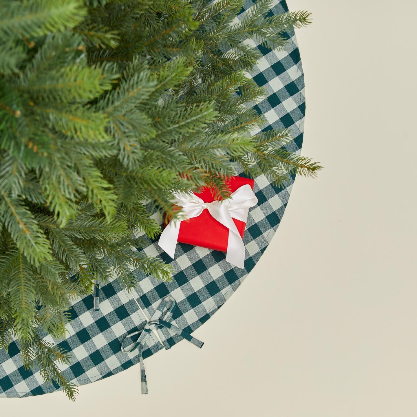 Essential GIngham Tree Skirt - Sky/Peacock