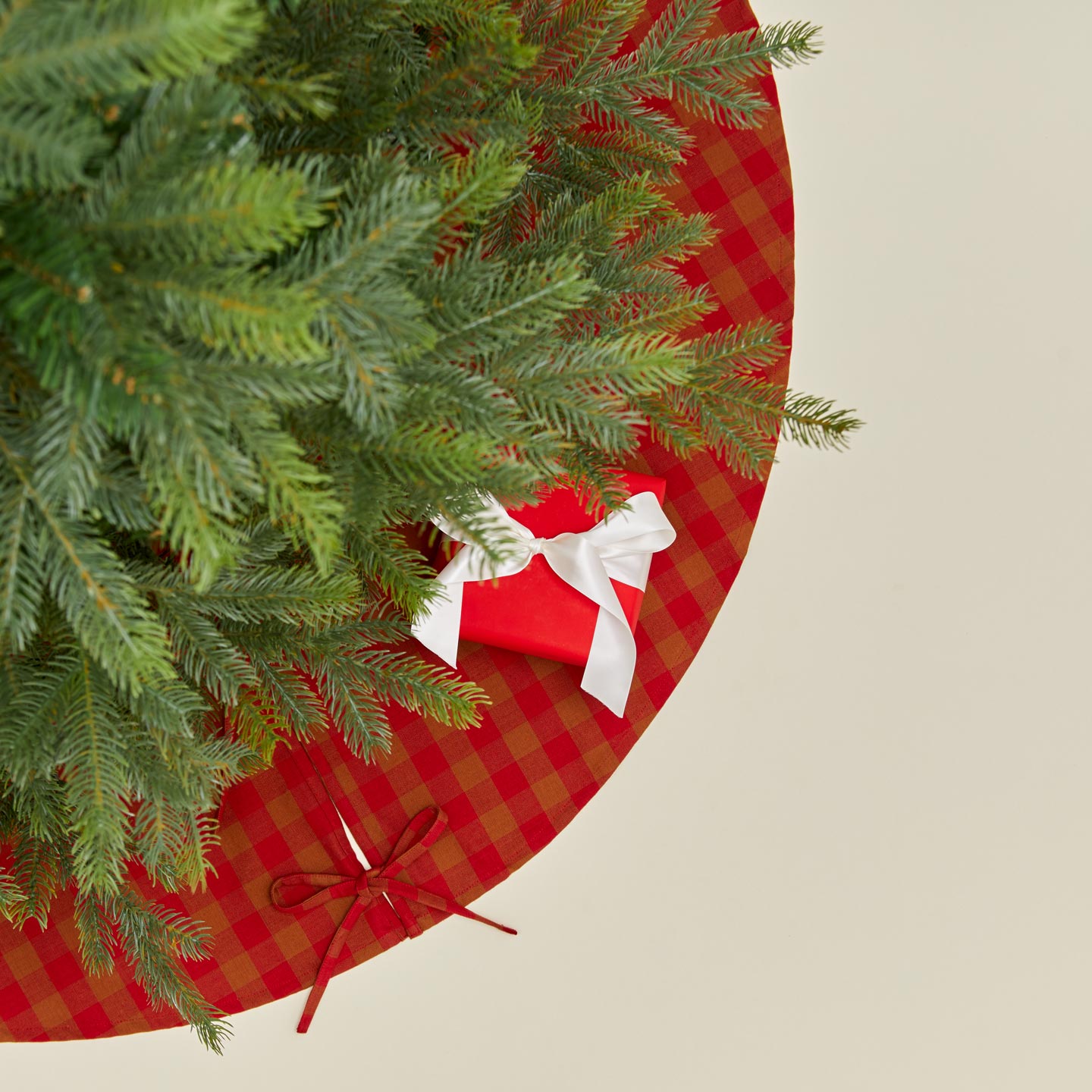 Essential GIngham Tree Skirt - Red/Terracotta