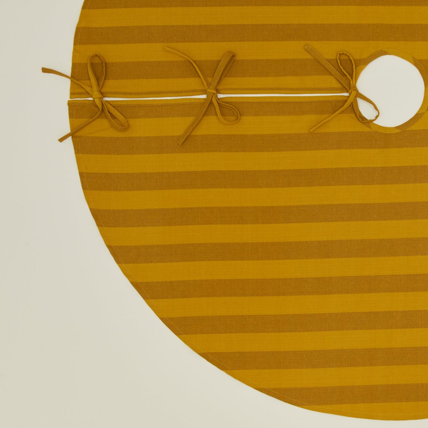 Essential Striped Tree Skirt - Mustard/Bronze