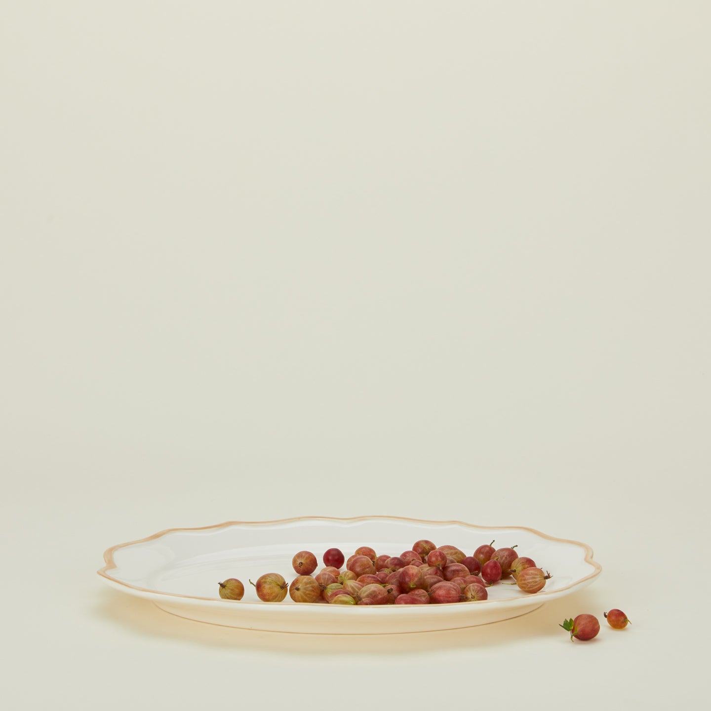 Ogee Edge Oval Platter - Latte