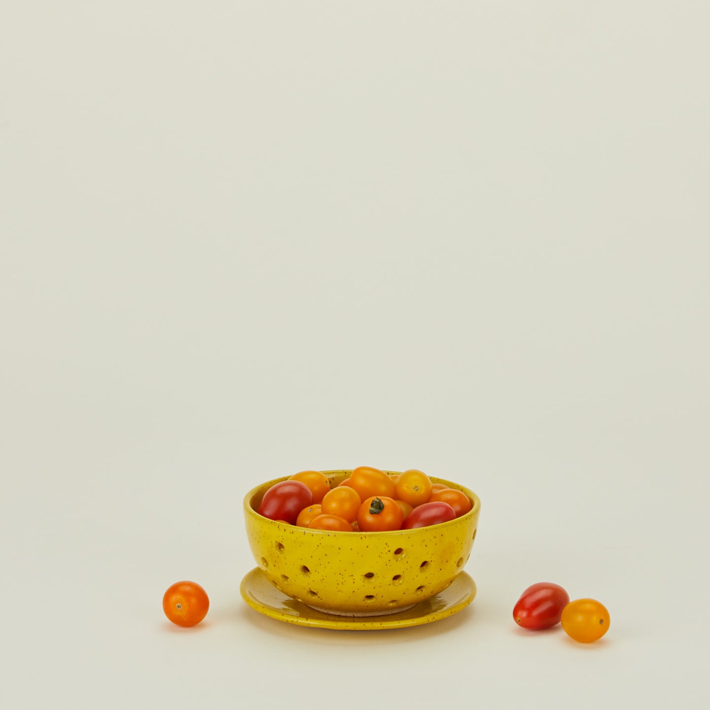 Berry Bowl with Dish - Yellow