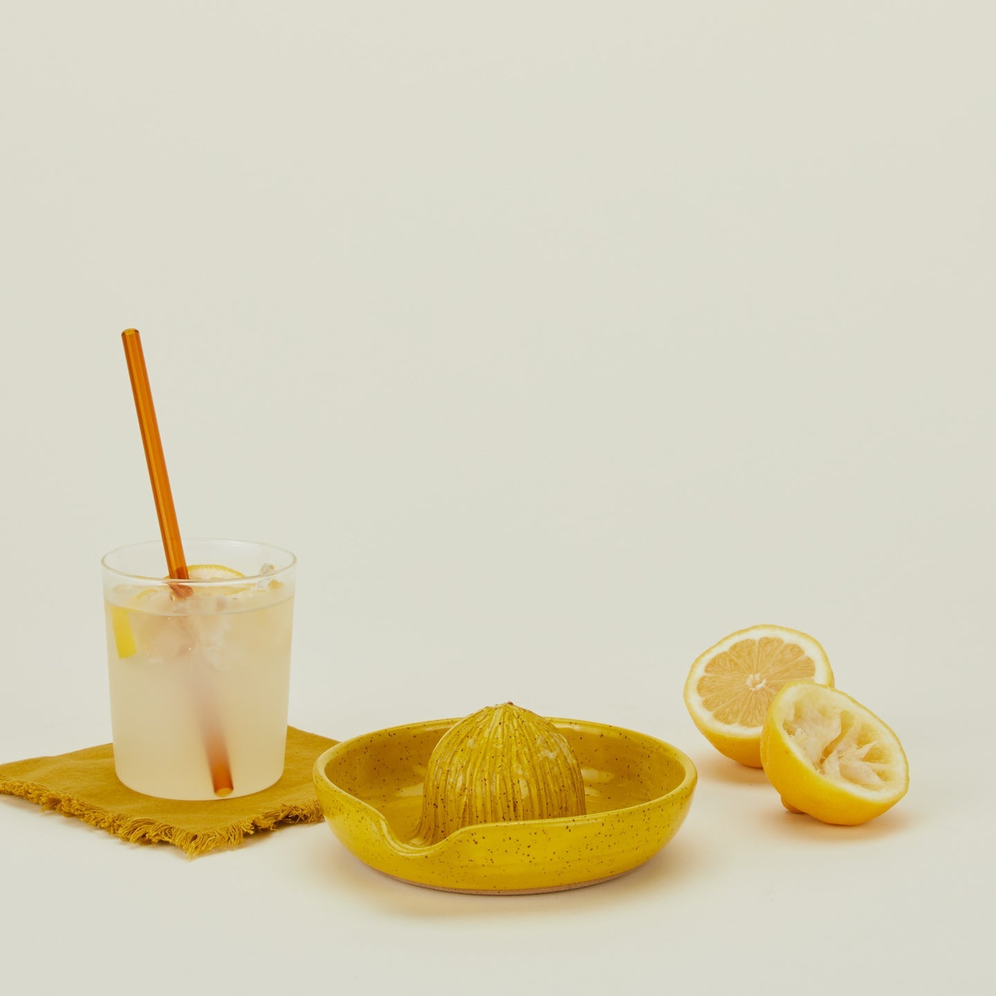 Citrus Juicer - Yellow