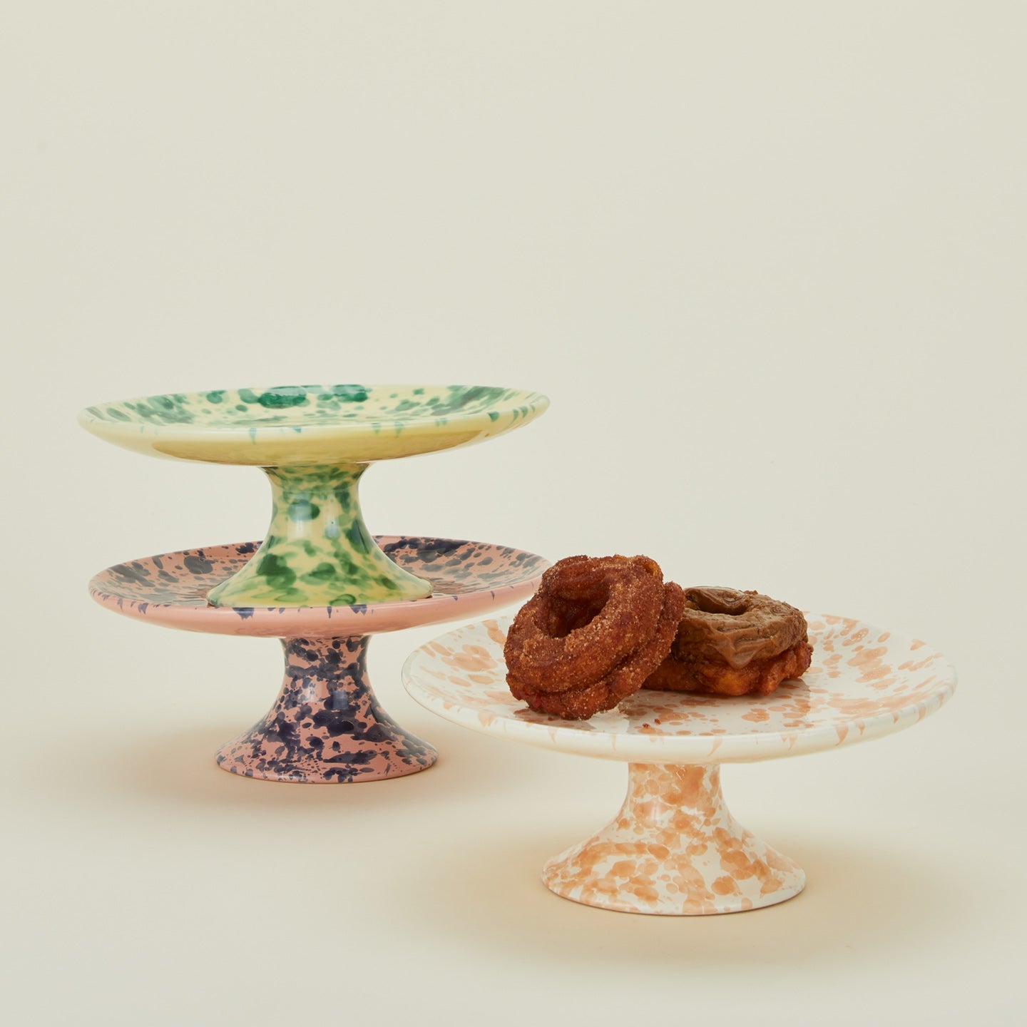 Splatter Cake Stand - Tan/Ivory