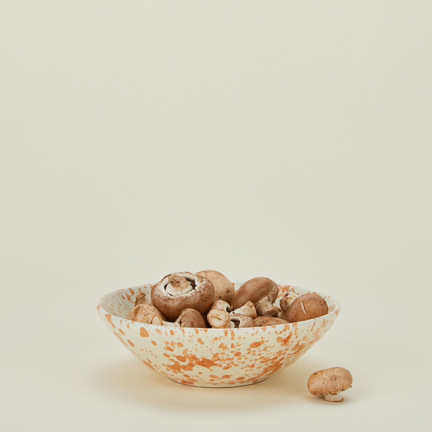 Splatter Low Bowl - Tan/Ivory